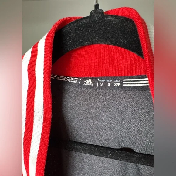 Adidas  Jacket - Picture 6 of 6